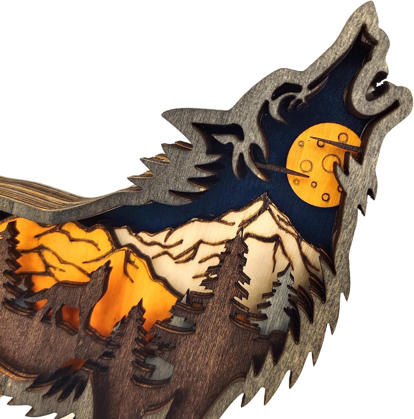 Wooden Wolf Forest Shelf Decor – Layered 3D Hand-Carved Ornament