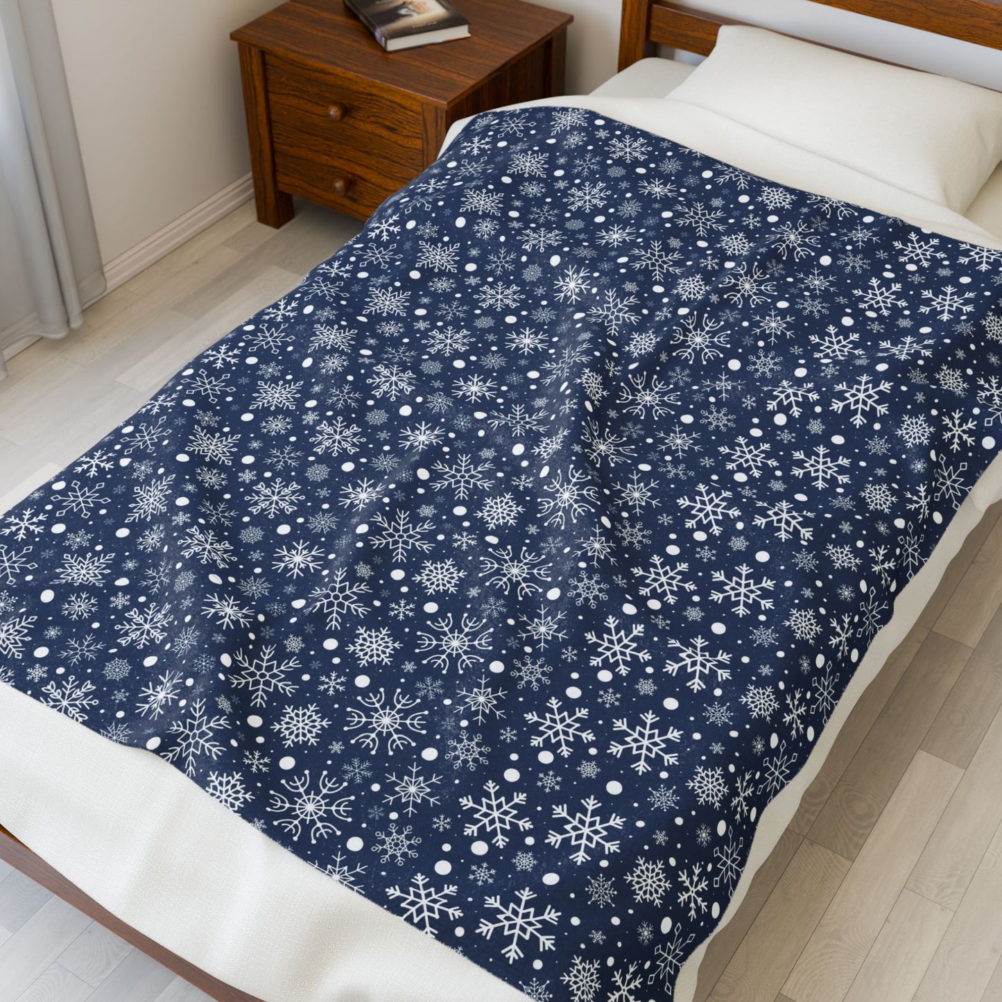Snowflake Velveteen Plush Blanket