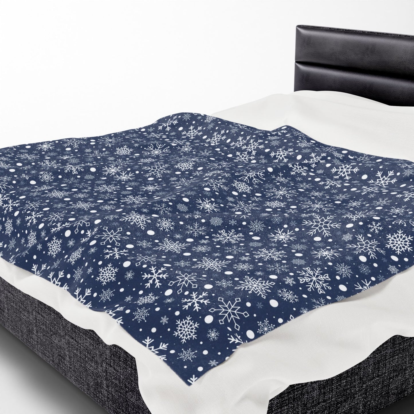 Snowflake Velveteen Plush Blanket