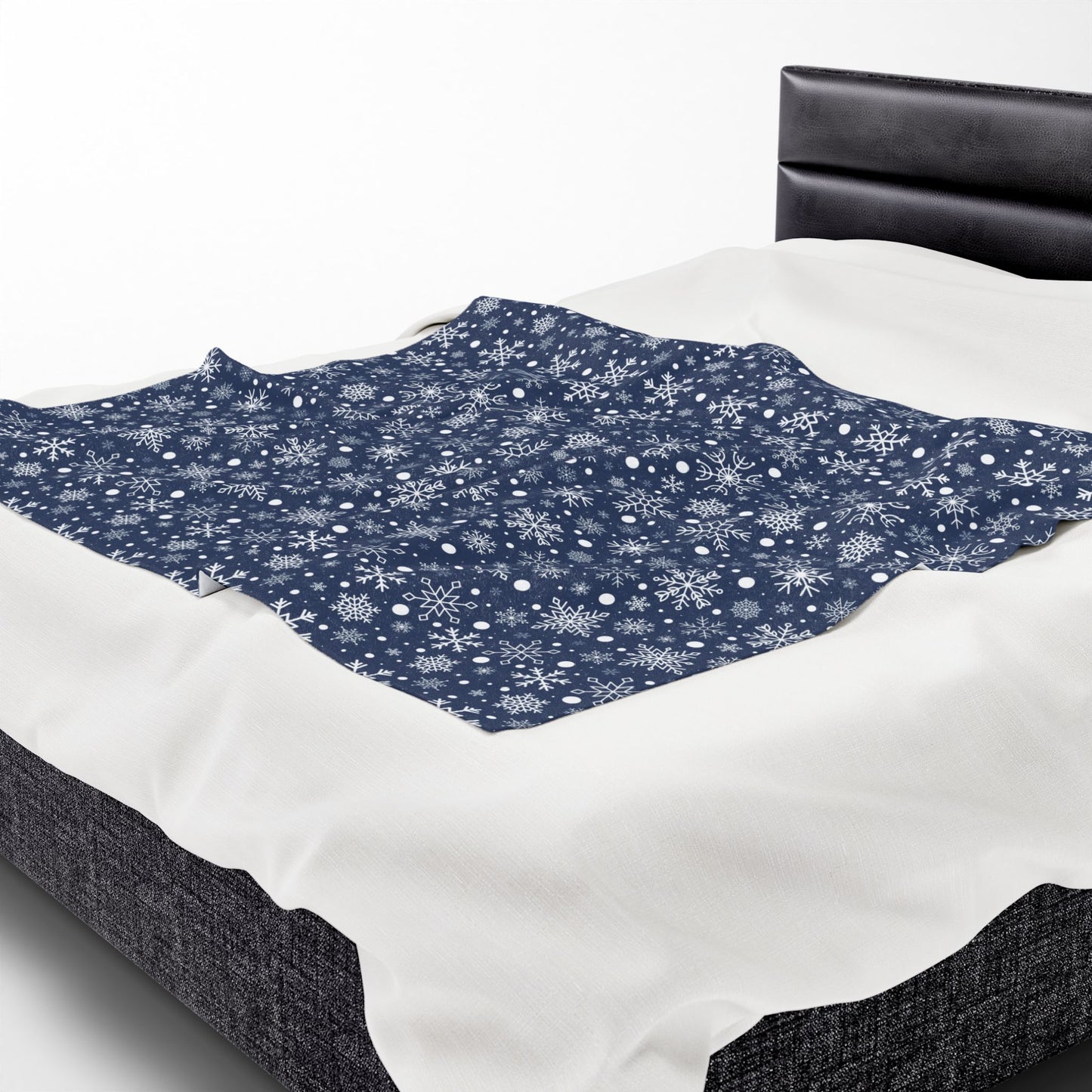 Snowflake Velveteen Plush Blanket